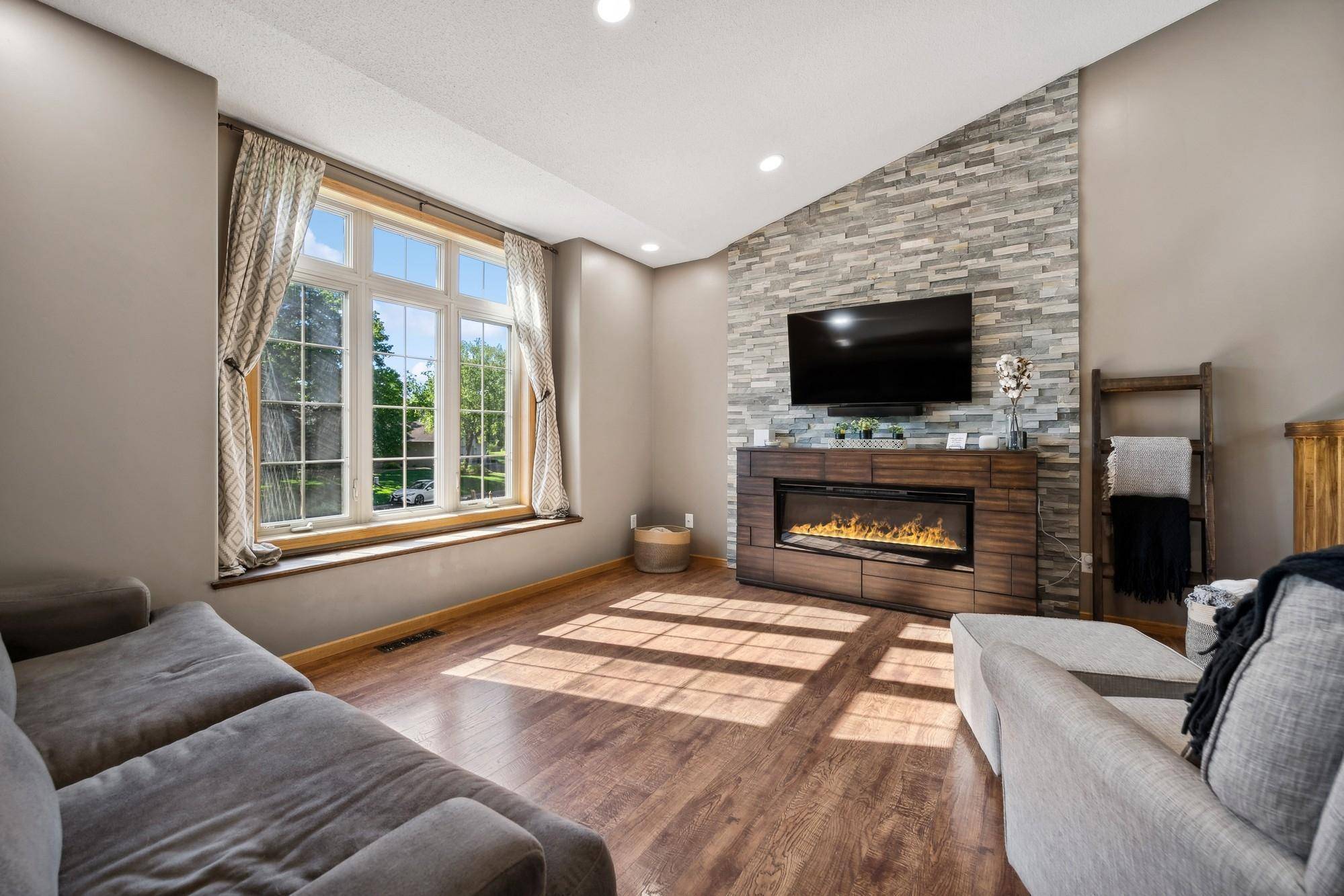 Elk River, MN 55330,17578 Johnson ST NW