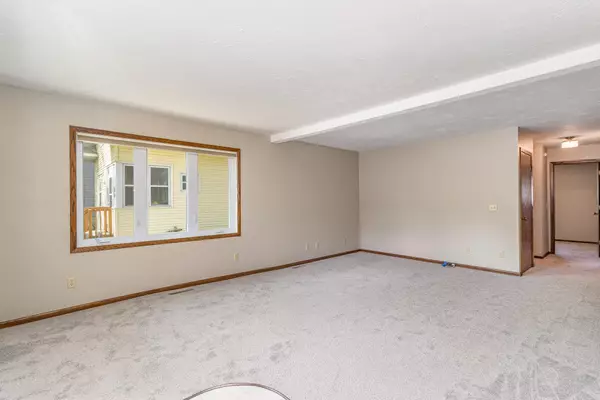 Montgomery, MN 56069,306 4th ST SE