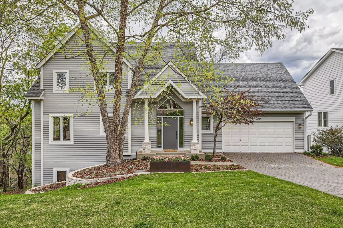 Eden Prairie, MN 55346,6782 Woodland DR