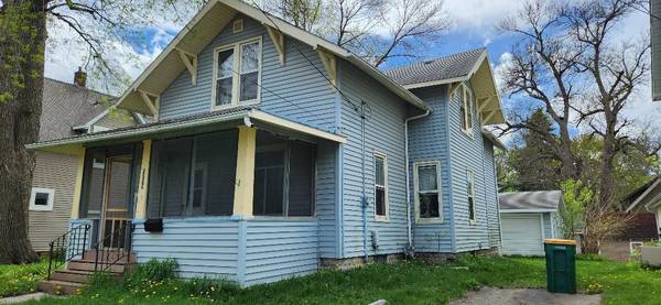 1014 James AVE, Albert Lea, MN 56007