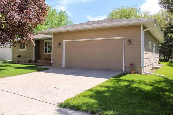 North Mankato, MN 56003,908 Sherman ST