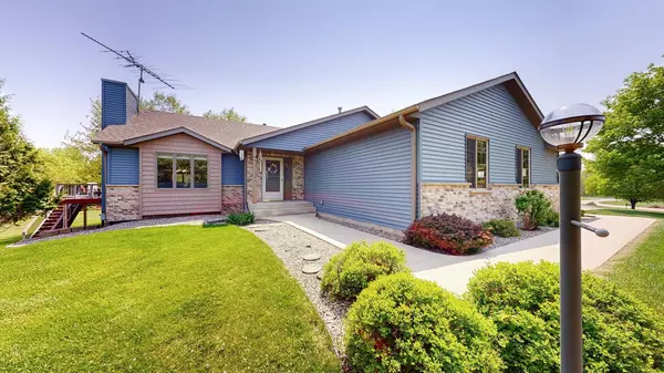 410 Bergman DR, Mantorville, MN 55955