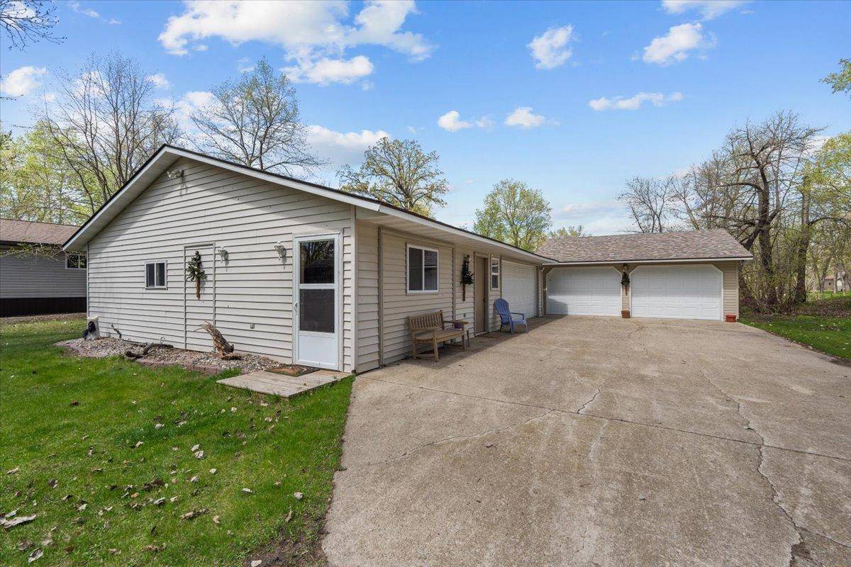 Ottertail, MN 56571,41566 Channel RD