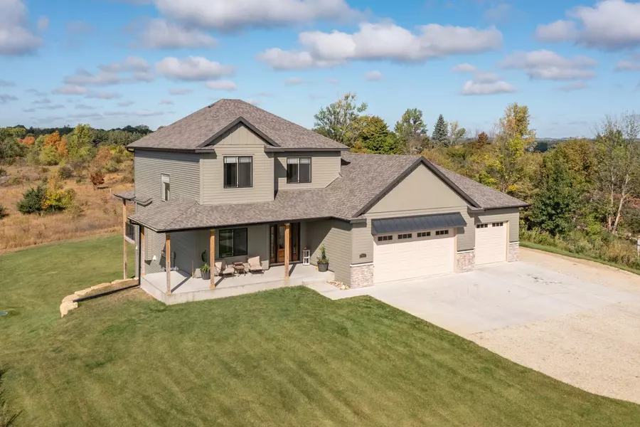 9661 50th AVE NW, Oronoco Twp, MN 55960