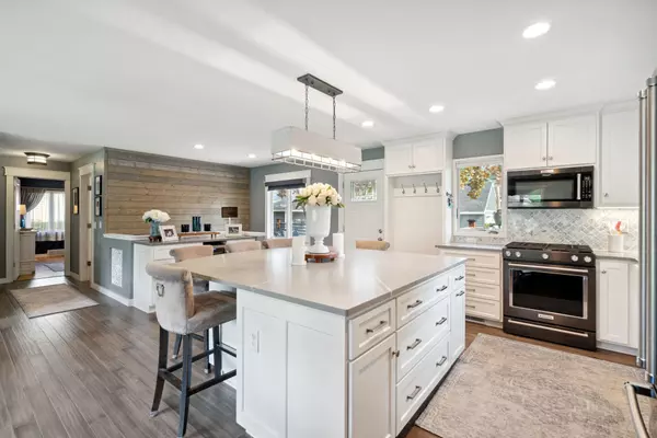 Crystal, MN 55429,5004 49th AVE N