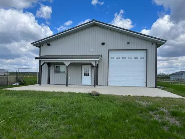 17065 Townline CIR, Pelican Rapids, MN 56572