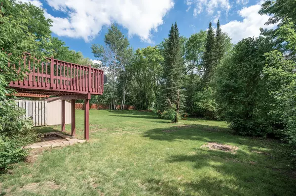 Eden Prairie, MN 55347,16591 Terrey Pine DR