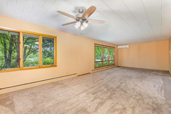 New Prague, MN 56071,403 5th ST NE