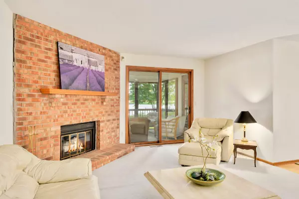 Eden Prairie, MN 55347,8967 Preserve BLVD