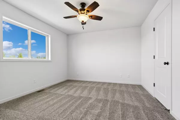 185 E Dickens ST Rush City, MN 55069