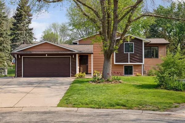 Prior Lake, MN 55372,14100 Cedarwood CIR NE