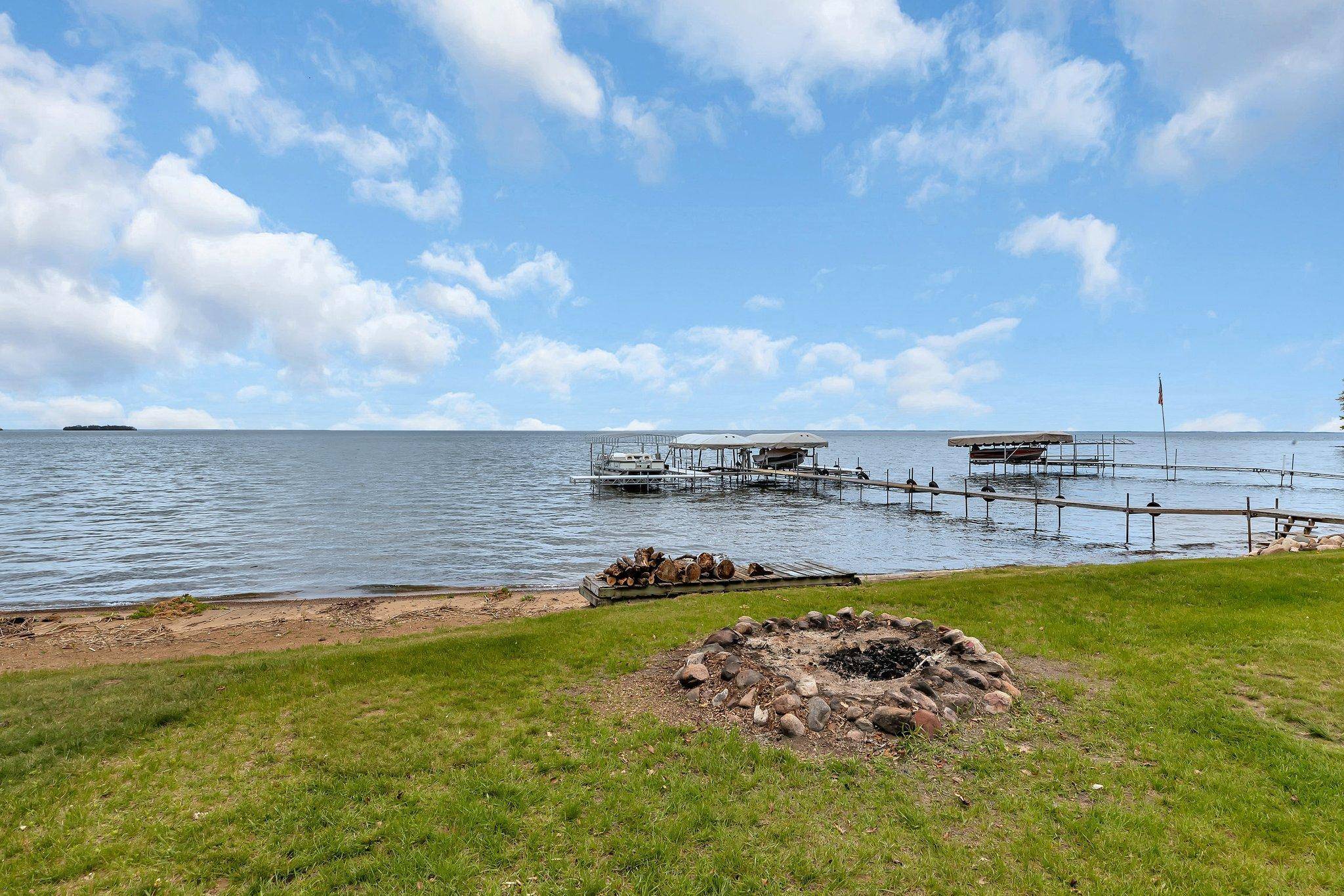 Onamia, MN 56359,15153 Twilight RD