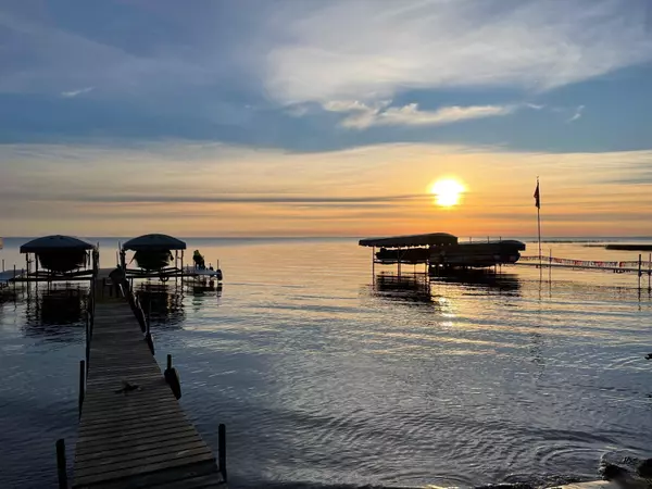 Onamia, MN 56359,15153 Twilight RD