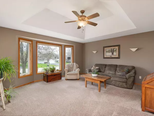 Watertown, MN 55388,849 Quail CT