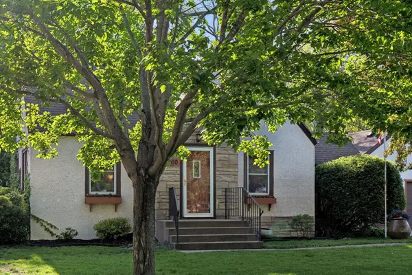 Mounds View, MN 55112,7960 Red Oak DR