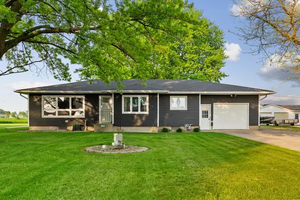 Owatonna, MN 55060,2463 Austin RD