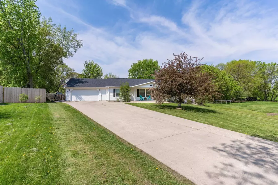 912 Meadow Hill LN, Fergus Falls, MN 56537