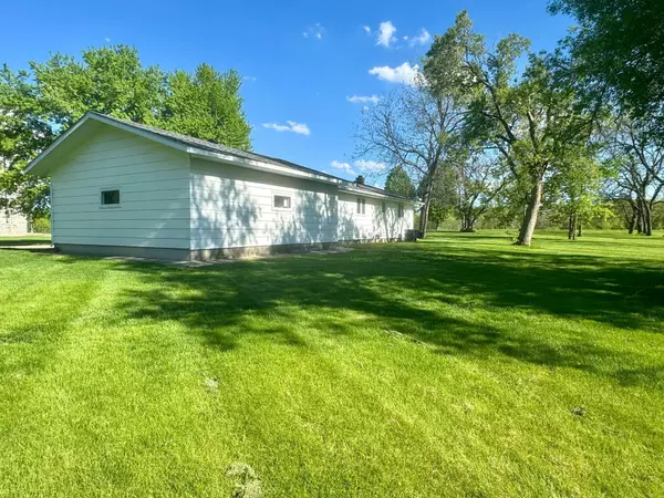 Hawley, MN 56549,91 Elizabeth ST