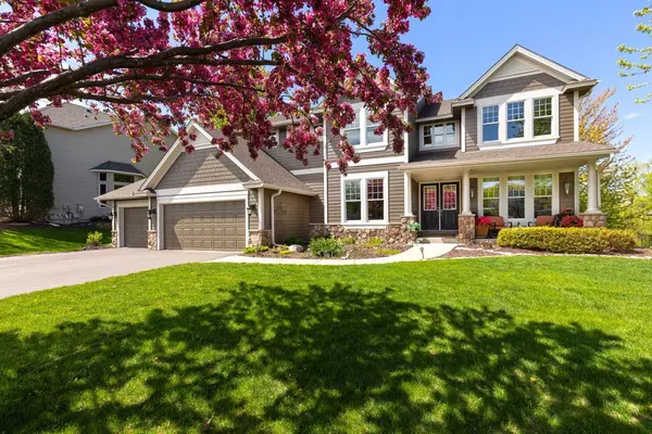 1973 Topaz DR, Chanhassen, MN 55317