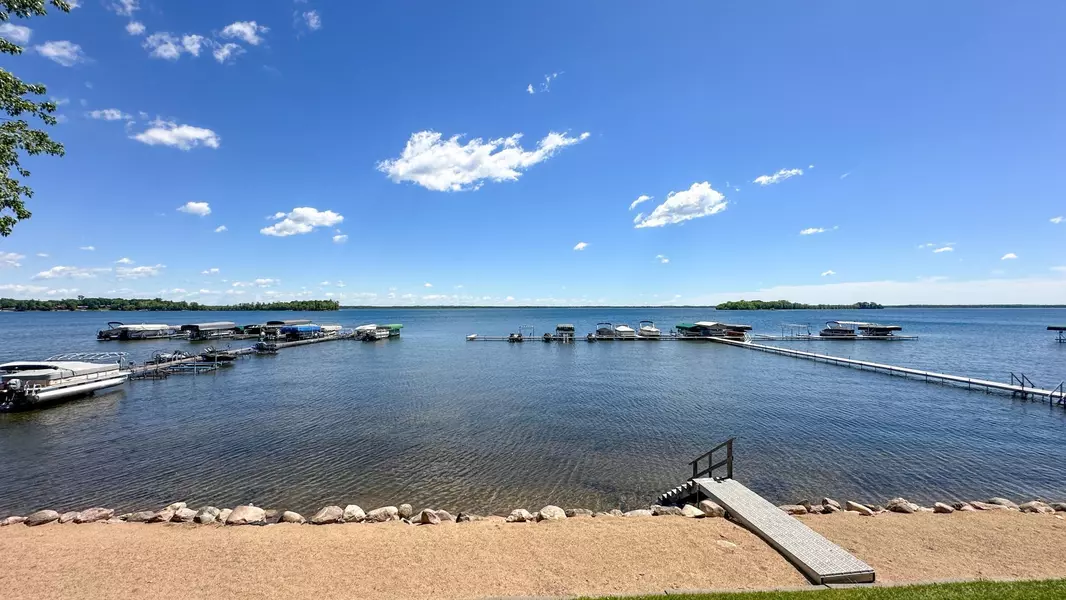 9151 Breezy Point DR #418, Breezy Point, MN 56472