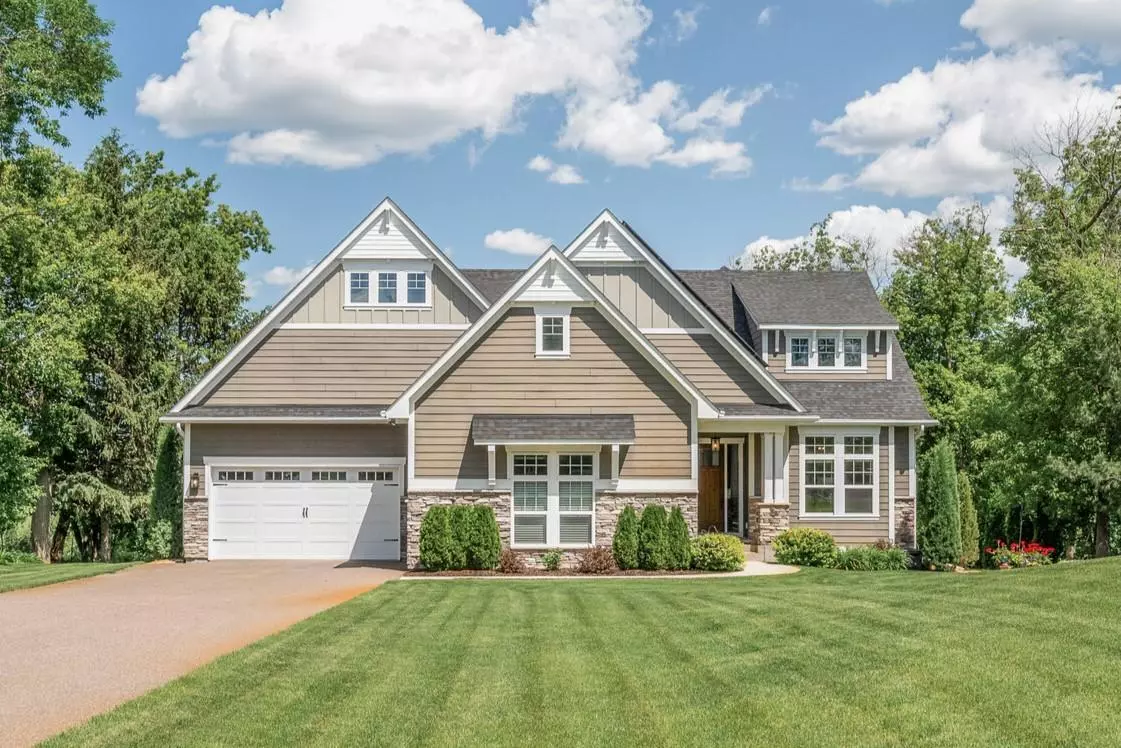 Medina, MN 55391,2582 Holy Name DR