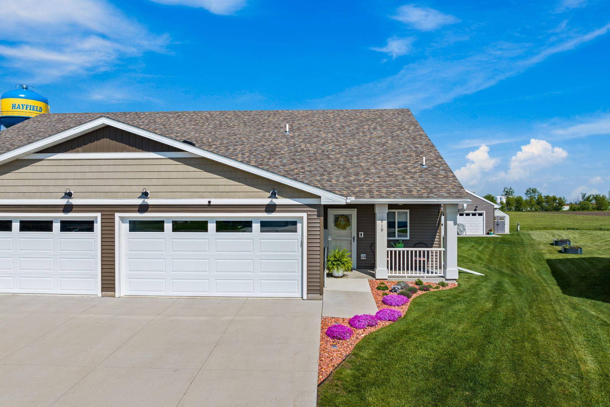 Hayfield, MN 55940,919 3rd AVE SE