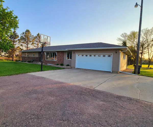 Pipestone, MN 56164,873 91st ST