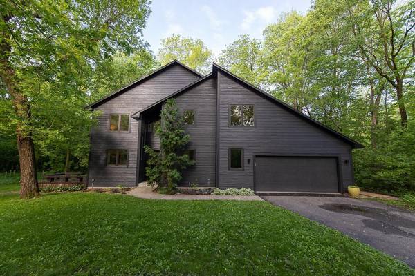 1145 Woodland TRL,  Northfield,  MN 55057