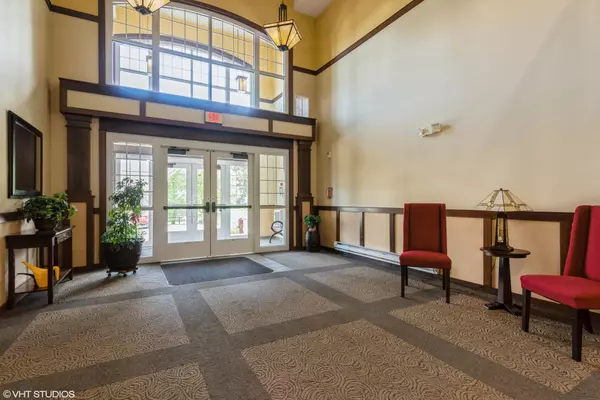 New Hope, MN 55428,5445 Boone AVE N #317