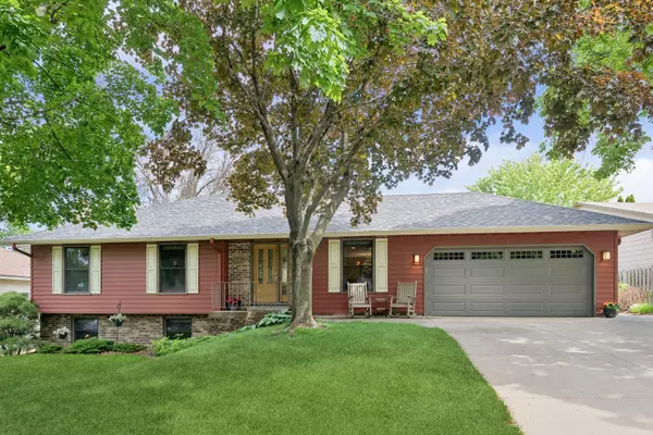 Burnsville, MN 55337,108 Knoll CIR E