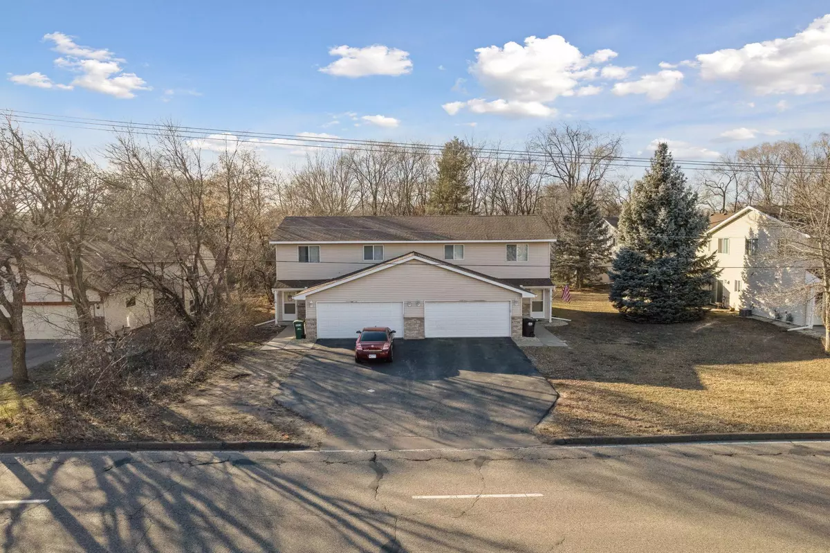 Mounds View, MN 55112,7734 Silver Lake RD