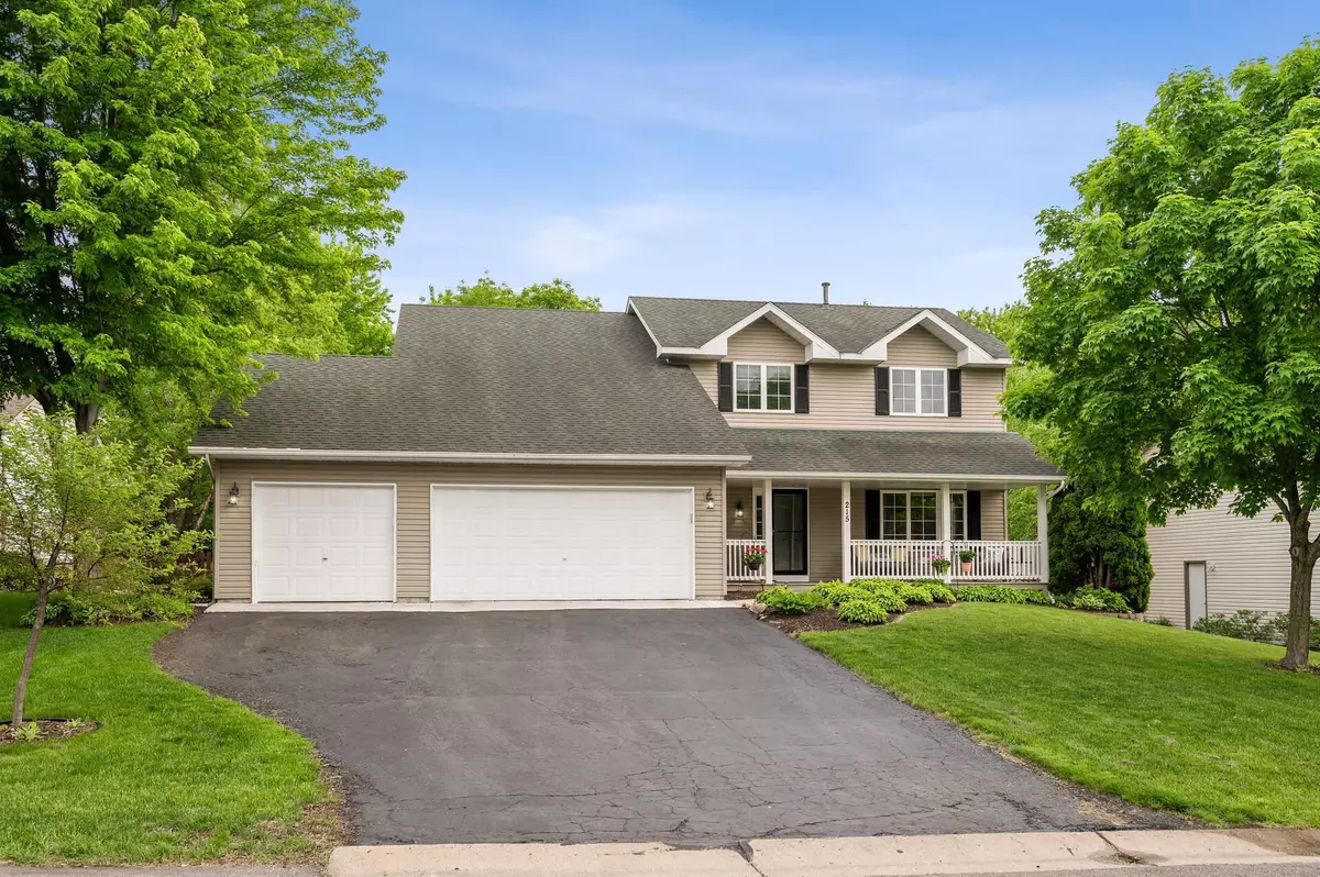 Chaska, MN 55318,215 Jaspers CIR S