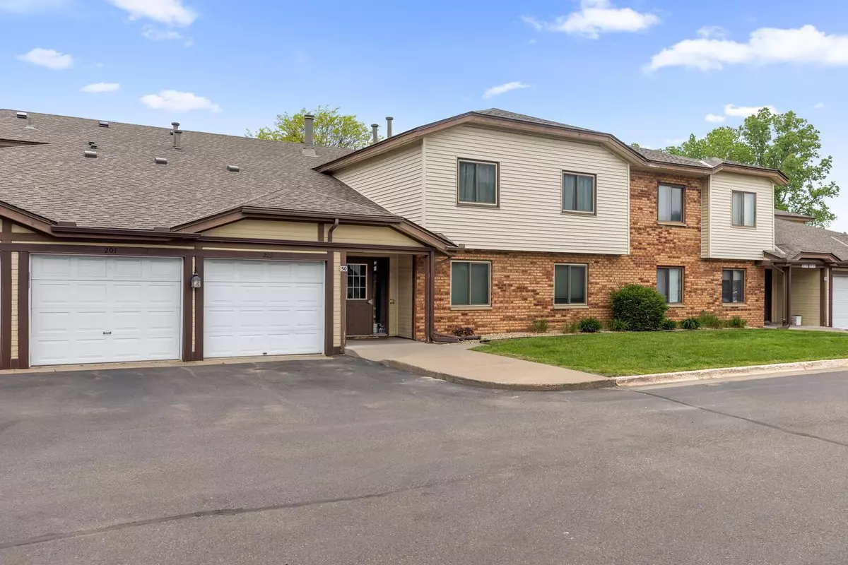 Coon Rapids, MN 55448,50 94th CIR NW #201NW