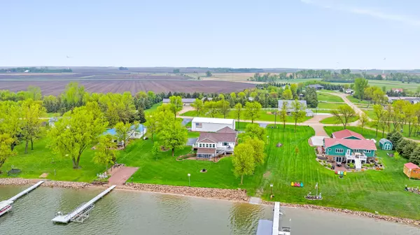 1541 Dickson DR, Shaokatan Twp, MN 56136