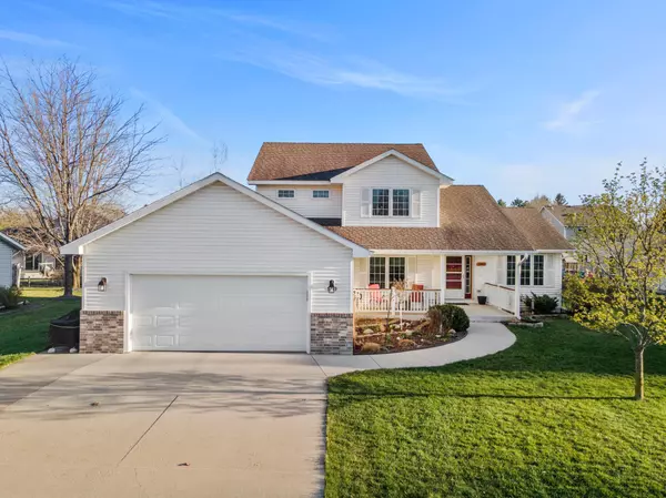 Owatonna, MN 55060,1385 Wildflower LN NE