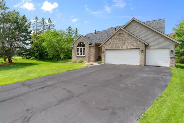 Woodbury, MN 55125,3976 Bailey Ridge DR