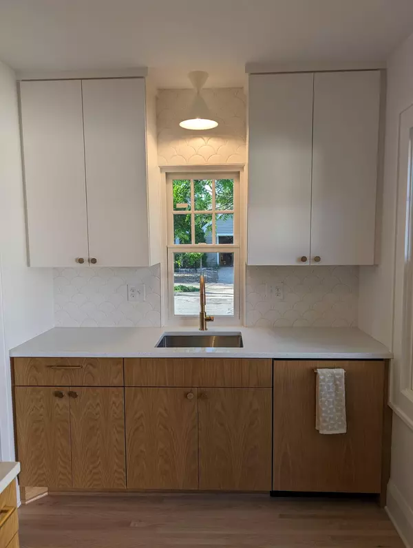 Minneapolis, MN 55410,5301 Abbott AVE S