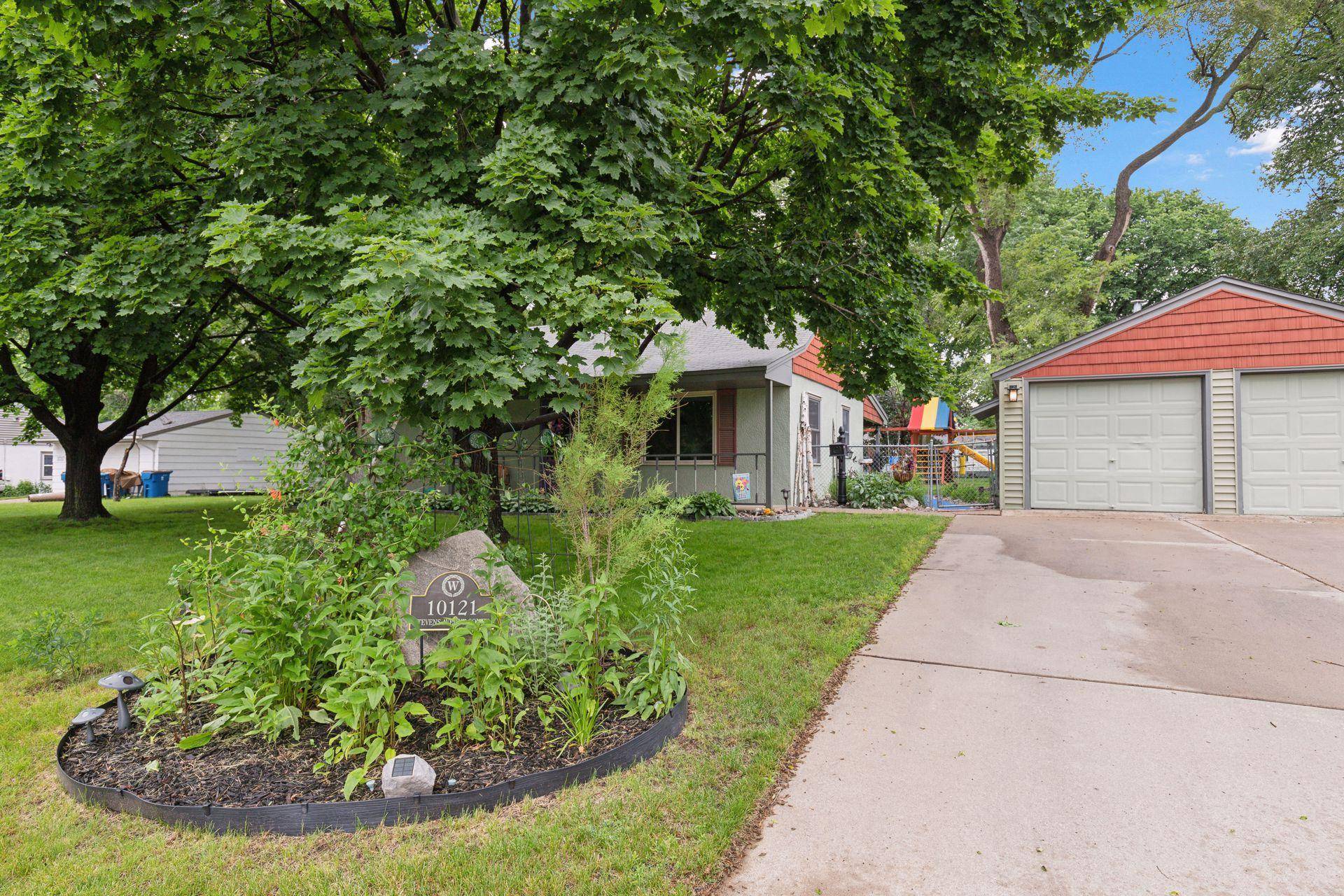 Bloomington, MN 55420,10121 Stevens AVE S