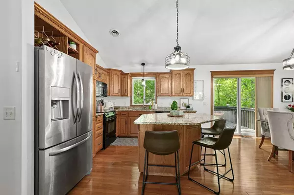 Cold Spring, MN 56320,1222 5th ST S
