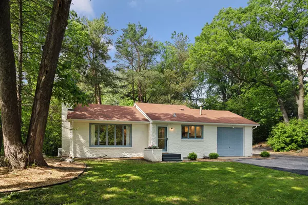 5136 Woodland RD, Minnetonka, MN 55345