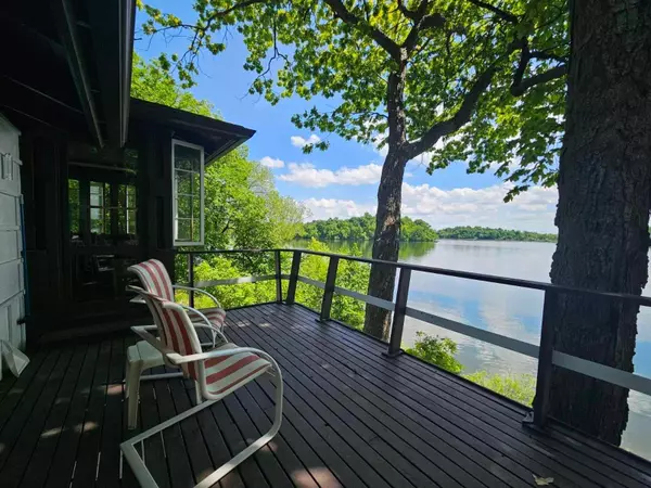 8050 Cedar Lake BLVD, Faribault, MN 55021