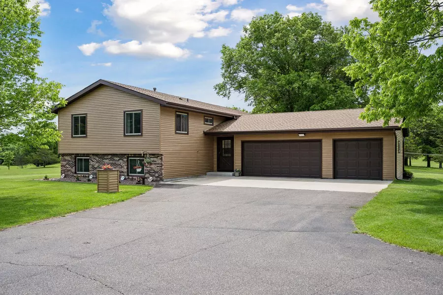 17195 242nd AVE NW, Big Lake, MN 55309