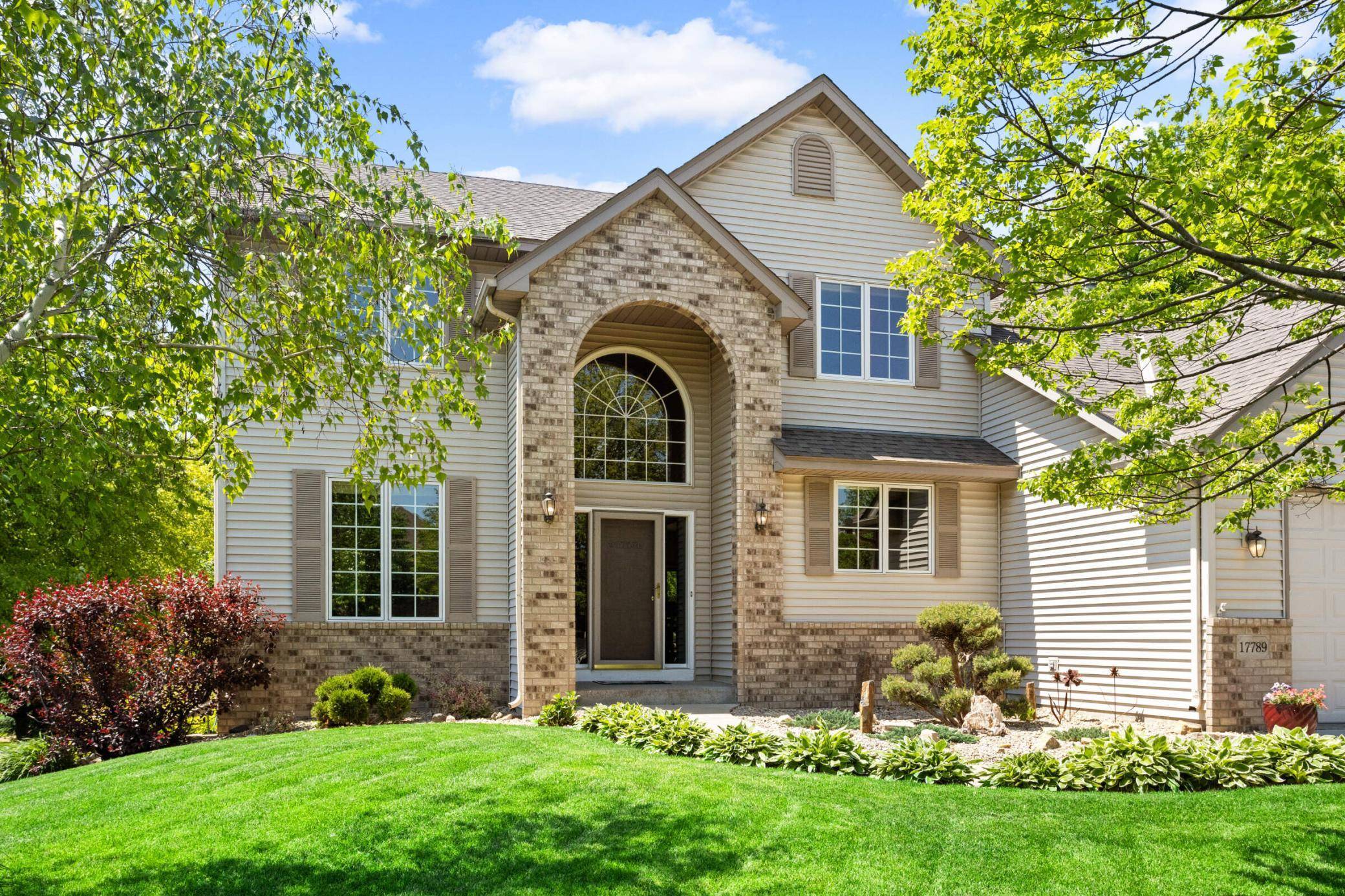 17789 Idawood PATH,  Lakeville,  MN 55044