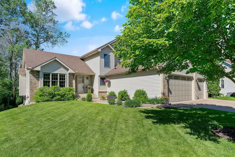 2572 Blue Bill CIR, White Bear Twp, MN 55110