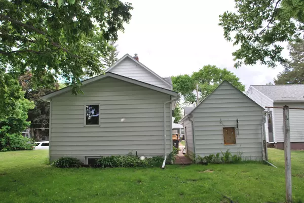 Fairmont, MN 56031,405 Willow ST