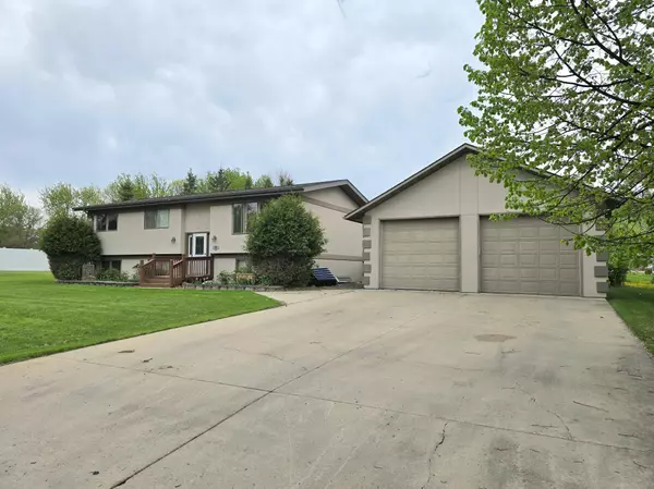 International Falls, MN 56649,1605 13th AVE W