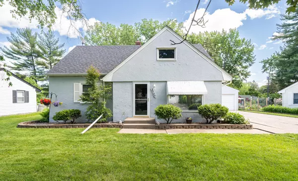 White Bear Lake, MN 55110,3700 Kenny LN