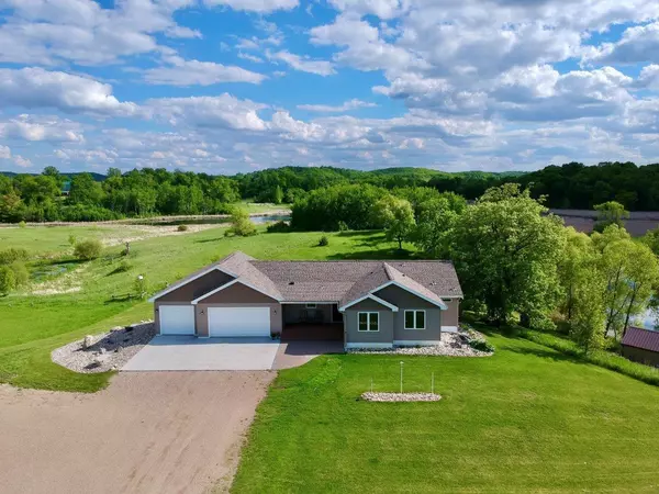 23266 Lida DR, Pelican Rapids, MN 56572