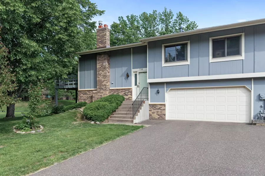 7588 E Fish Lake RD, Maple Grove, MN 55311