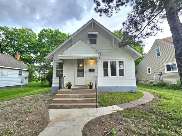 Morris, MN 56267,105 E 9th ST